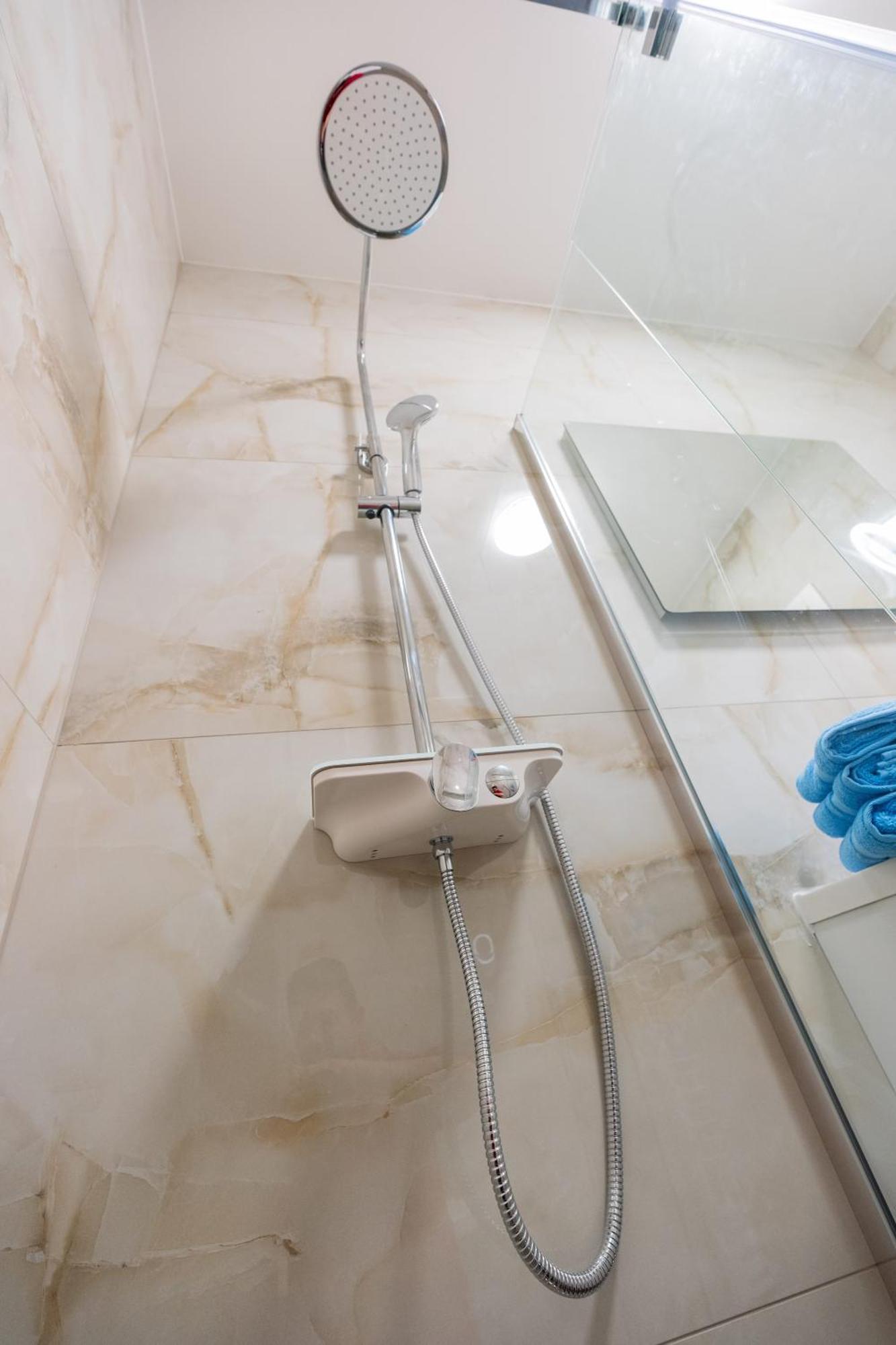Three-Bedroom Premium Holiday Home Atmosfera With Private Pool&Sauna Vodice Bagian luar foto