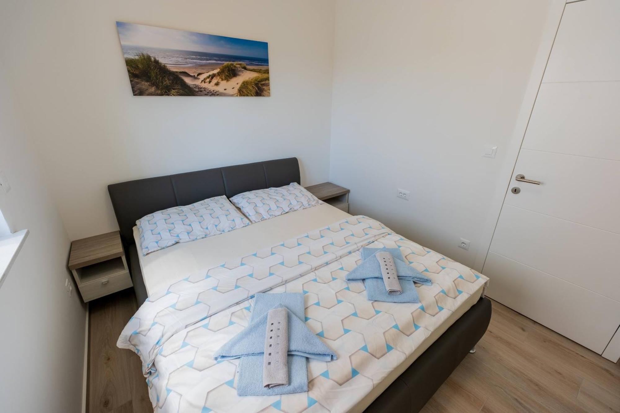 Three-Bedroom Premium Holiday Home Atmosfera With Private Pool&Sauna Vodice Bagian luar foto