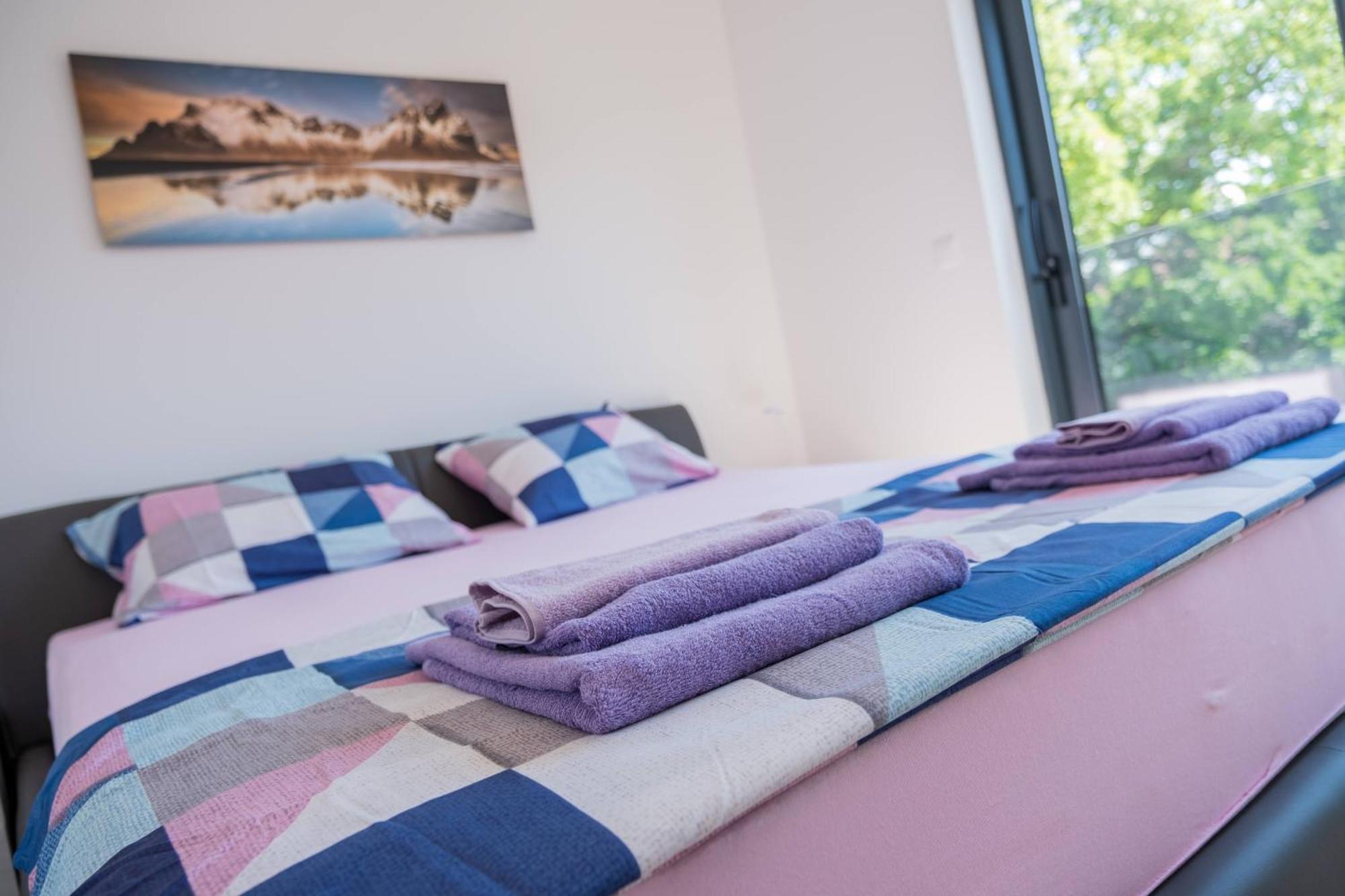 Three-Bedroom Premium Holiday Home Atmosfera With Private Pool&Sauna Vodice Bagian luar foto