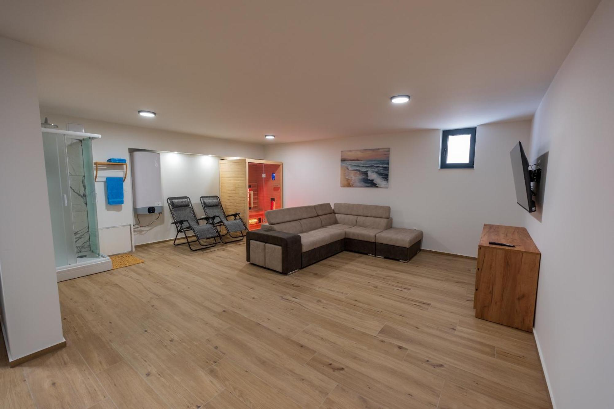 Three-Bedroom Premium Holiday Home Atmosfera With Private Pool&Sauna Vodice Bagian luar foto